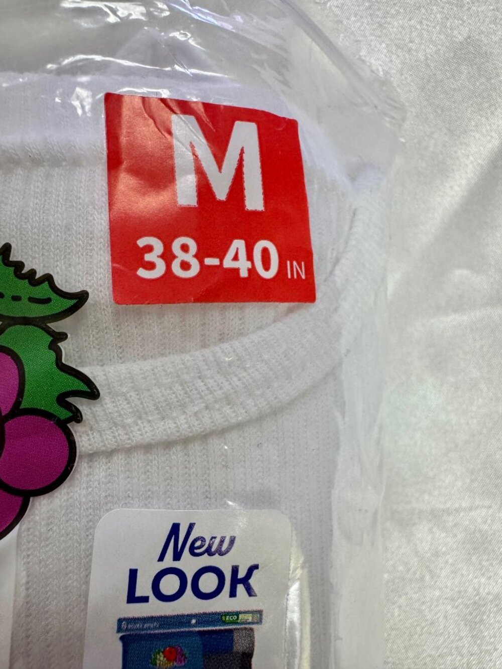 Fruit of the Loom Ribbed Tank Pack of 3 - Medium - Picture 2 of 3